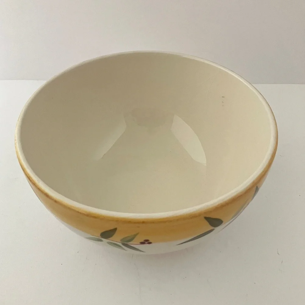 Soup/Cereal Bowl Brittany by CRATE & BARREL Set of 3